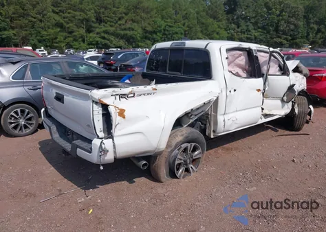 2016 Toyota Tacoma Trd Sport z USA, uszkodzony, nr VIN 3TMAZ5CN6GM006181